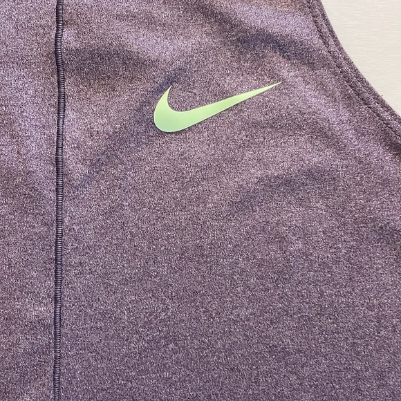 NIKE dry fit Girls elastika training TANK with LOGO STRAPS size Small purple - Picture 3 of 7